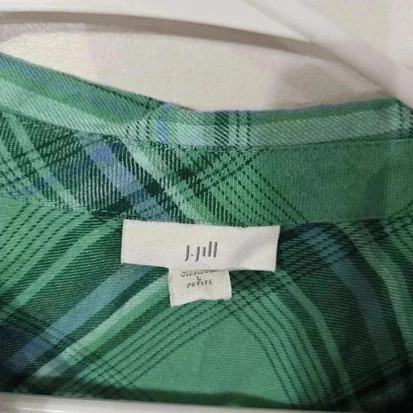 J. Jill green plaid long sleeve button down! - Picture 2 of 5